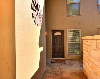 222 Lido St - Photo Thumbnail 3