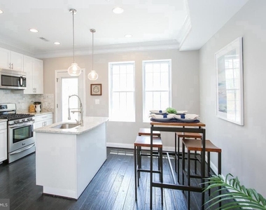1441 Duncan Street Ne - Photo Thumbnail 2