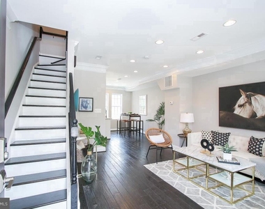 1441 Duncan Street Ne - Photo Thumbnail 1
