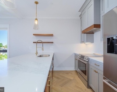 217 16th Street Ne - Photo Thumbnail 8