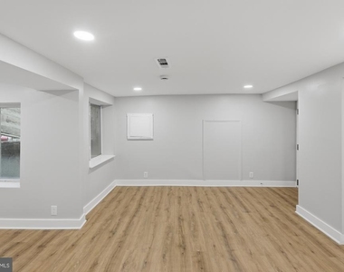 2388 Champlain Street Nw - Photo Thumbnail 16