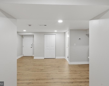 2388 Champlain Street Nw - Photo Thumbnail 14
