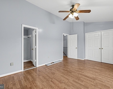 910 Southern Avenue Se - Photo Thumbnail 15