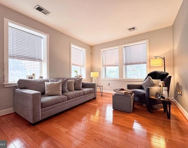 921 Butternut Street Nw - Photo Thumbnail 9