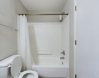 3839 Dry Creek Dr - Photo Thumbnail 10