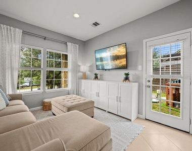 10604 Lake Beach Dr - Photo Thumbnail 6