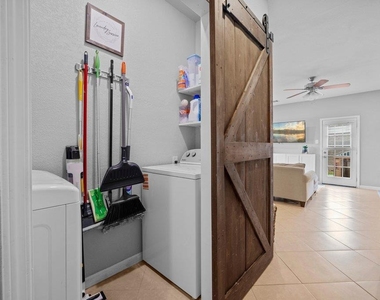 10604 Lake Beach Dr - Photo Thumbnail 19
