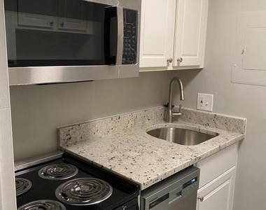 2141 I Street Nw - Photo Thumbnail 8