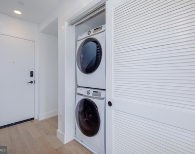 646 Newton Place Nw - Photo Thumbnail 17