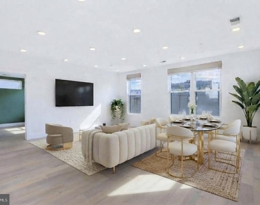 646 Newton Place Nw - Photo Thumbnail 5