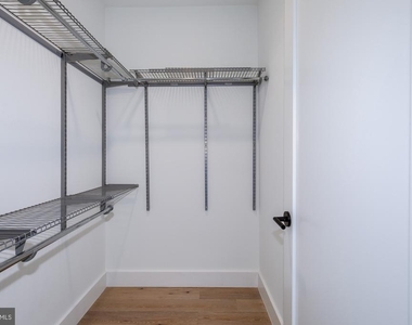 646 Newton Place Nw - Photo Thumbnail 13