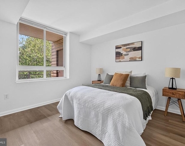355 I Street Sw - Photo Thumbnail 14