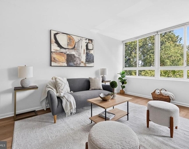 355 I Street Sw - Photo Thumbnail 9