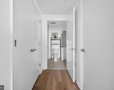 355 I Street Sw - Photo Thumbnail 17