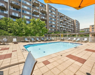 355 I Street Sw - Photo Thumbnail 24