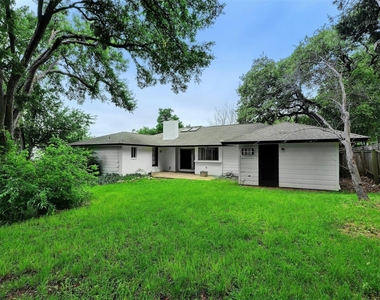 8001 Ceberry Dr - Photo Thumbnail 25