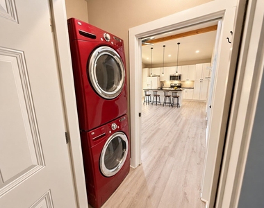 5510 Manor Rd - Photo Thumbnail 11