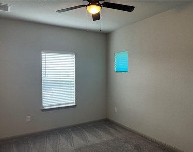 5709 Charles Merle Dr - Photo Thumbnail 8
