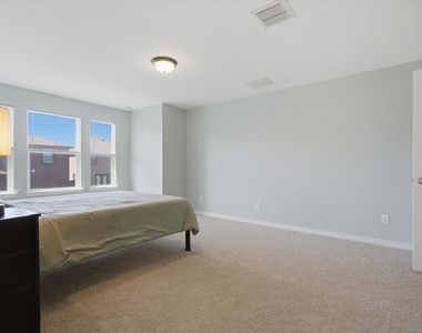 3912 Gentle Meadow - Photo Thumbnail 14