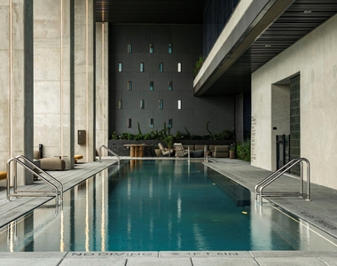 610 Davis St - Photo Thumbnail 2
