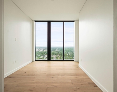 610 Davis St - Photo Thumbnail 9
