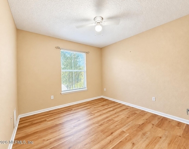 8539 Gate Parkway W - Photo Thumbnail 12