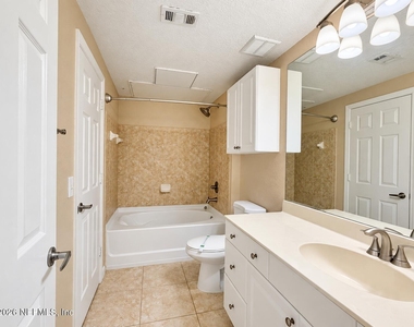 8539 Gate Parkway W - Photo Thumbnail 18