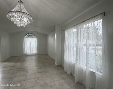 3391 Shauna Oaks Drive - Photo Thumbnail 6