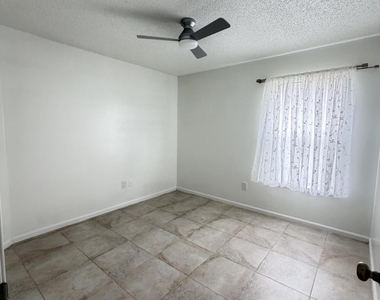 3391 Shauna Oaks Drive - Photo Thumbnail 12