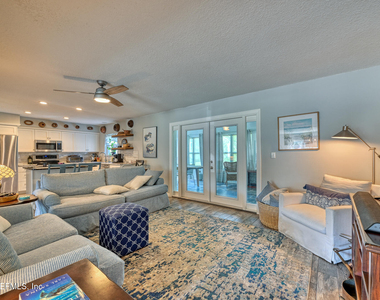 2233 Seminole Road - Photo Thumbnail 4