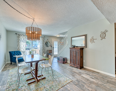2233 Seminole Road - Photo Thumbnail 2