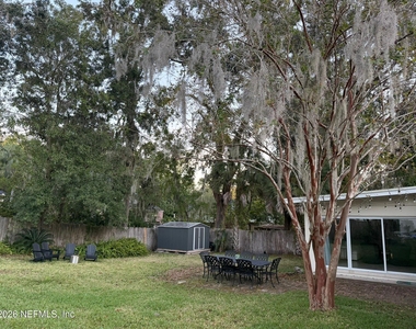 2011 Sweet Briar Lane - Photo Thumbnail 25