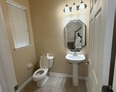 6295 Endelstow Lane - Photo Thumbnail 9