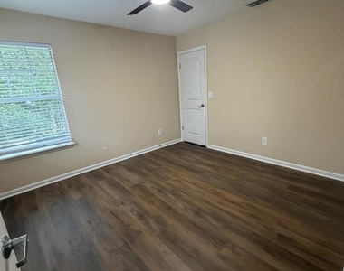6295 Endelstow Lane - Photo Thumbnail 48