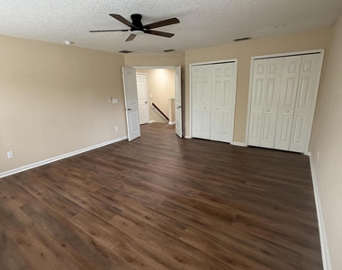 6295 Endelstow Lane - Photo Thumbnail 45