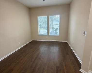 6295 Endelstow Lane - Photo Thumbnail 6