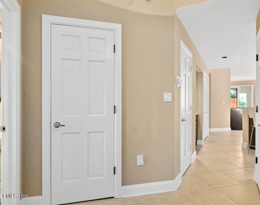 6170 A1a S - Photo Thumbnail 1