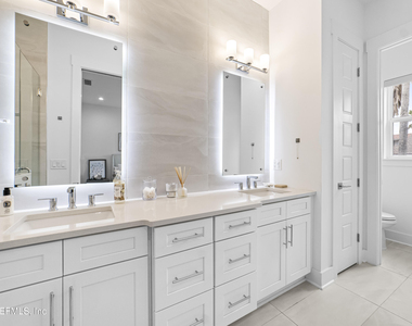 2107 Gorden Avenue - Photo Thumbnail 10