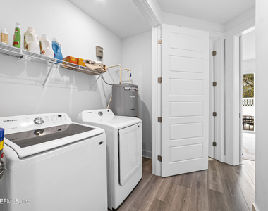 2107 Gorden Avenue - Photo Thumbnail 19