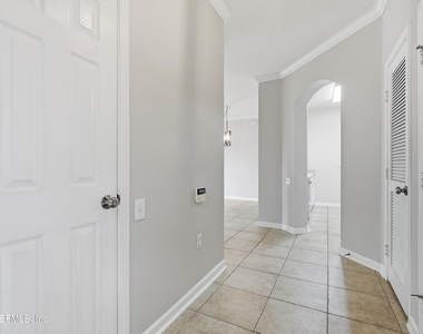 7990 Baymeadows Road E - Photo Thumbnail 2