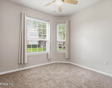 7990 Baymeadows Road E - Photo Thumbnail 15