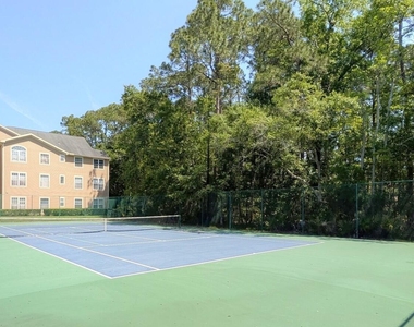 13810 Sutton Park Drive N - Photo Thumbnail 19