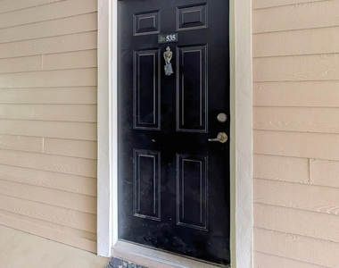 13810 Sutton Park Drive N - Photo Thumbnail 9