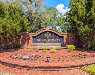 13810 Sutton Park Drive N - Photo Thumbnail 29