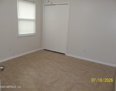 2921 College Park Drive - Photo Thumbnail 11