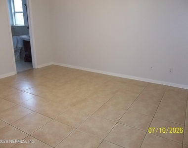 2921 College Park Drive - Photo Thumbnail 15