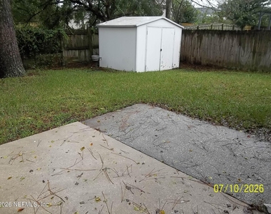 2921 College Park Drive - Photo Thumbnail 2