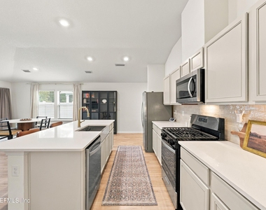 2526 Clayton Fls Cove - Photo Thumbnail 6