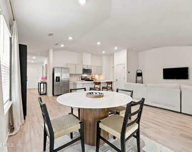 2526 Clayton Fls Cove - Photo Thumbnail 12