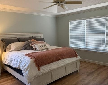 3024 Robert Oliver Avenue - Photo Thumbnail 8
